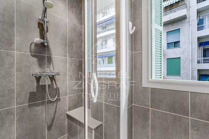 Image No.8-Appartement de 1 chambre à vendre à Nice