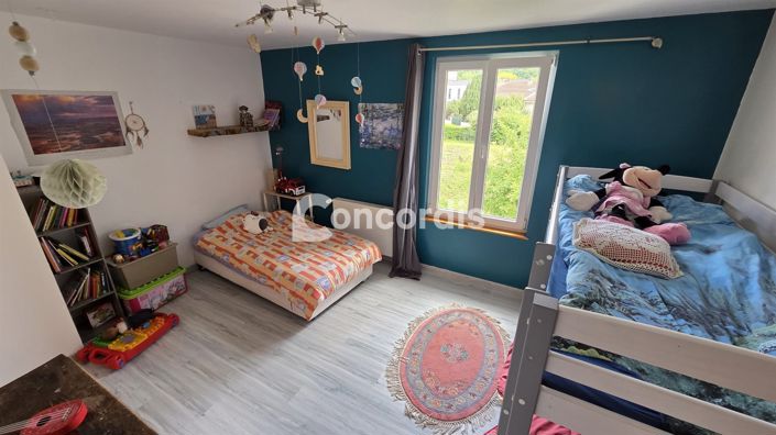Image No.9-4 Bed House for sale