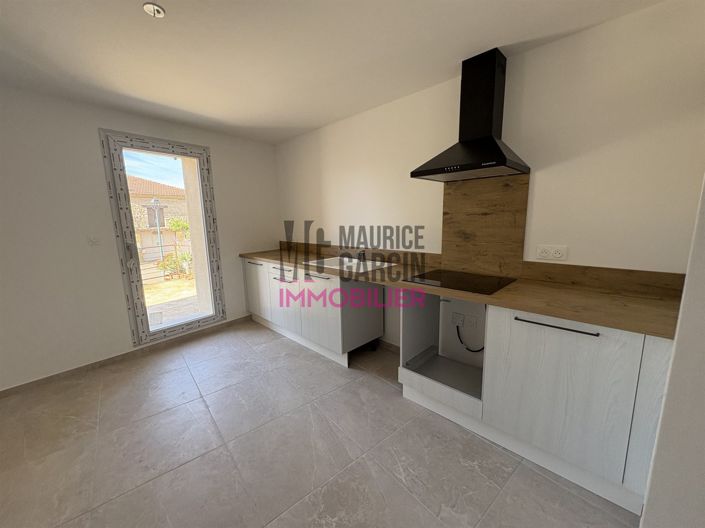 Image No.5-3 Bed Property for sale