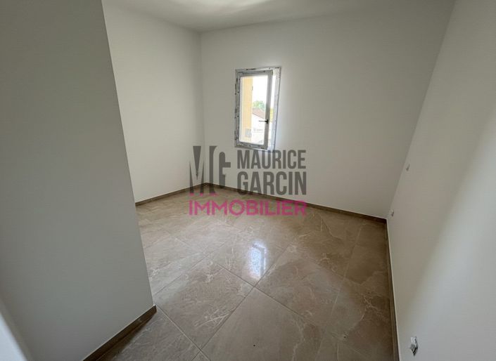 Image No.7-3 Bed Property for sale