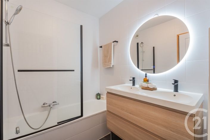 Image No.16-3 Bed Apartment for sale