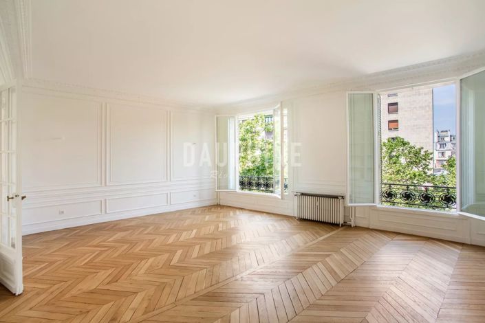 Image No.2-4 Bed Apartment for sale
