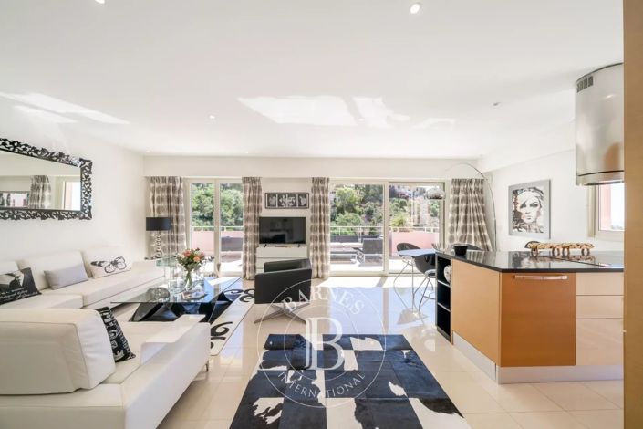 Image No.3-3 Bed Apartment for sale