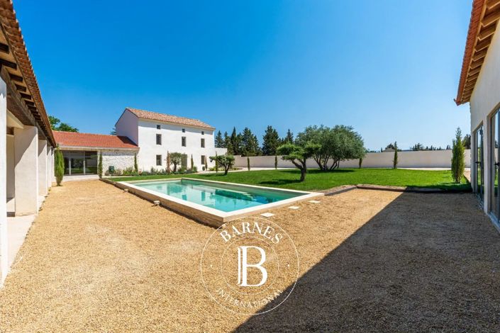 Image No.22-6 Bed House for sale