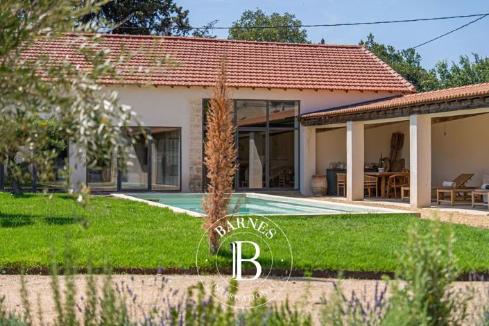 Image No.34-6 Bed House for sale