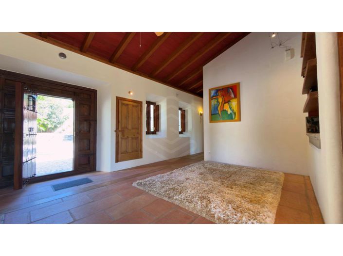 Image No.12-3 Bed House for sale