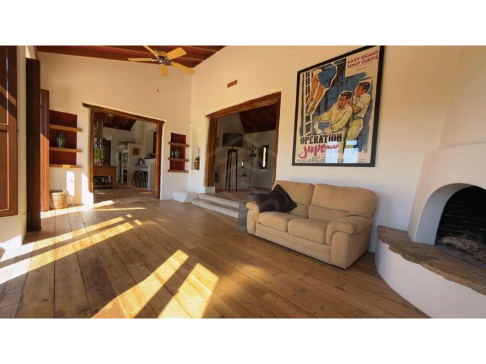 Image No.16-3 Bed House for sale