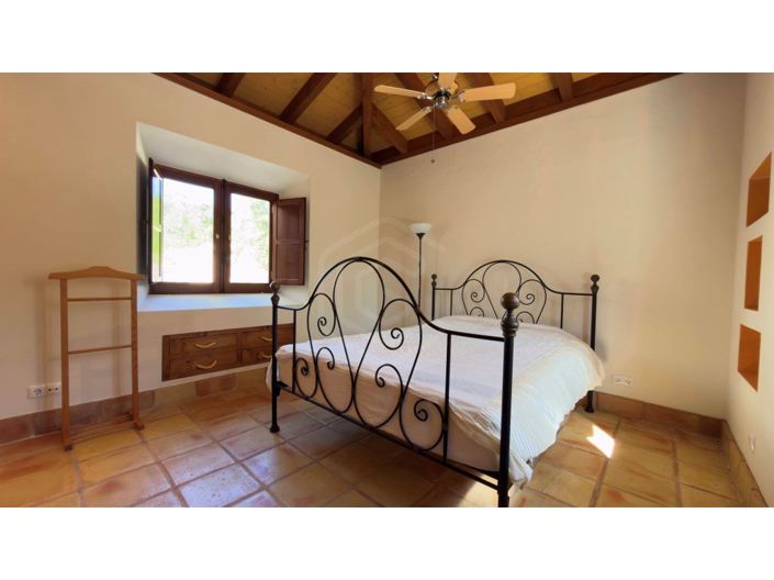 Image No.26-3 Bed House for sale