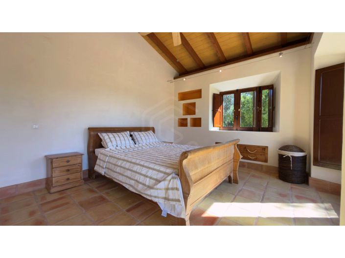Image No.28-3 Bed House for sale