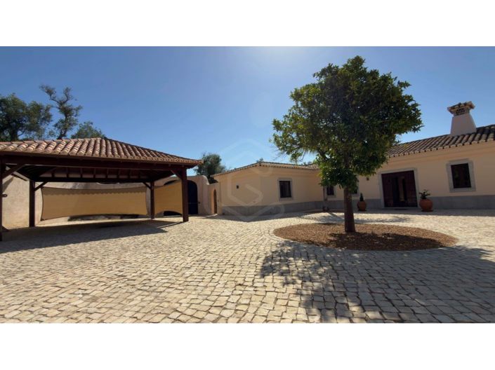 Image No.44-3 Bed House for sale