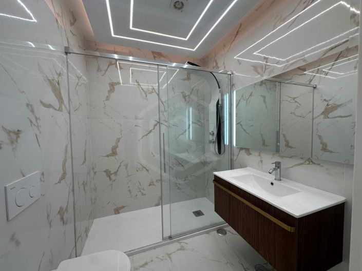 Image No.21-3 Bed Apartment for sale