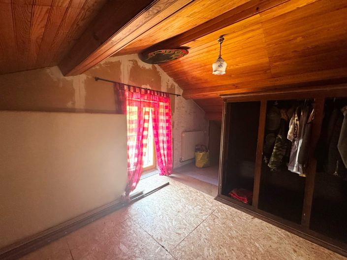 Image No.15-3 Bed House for sale