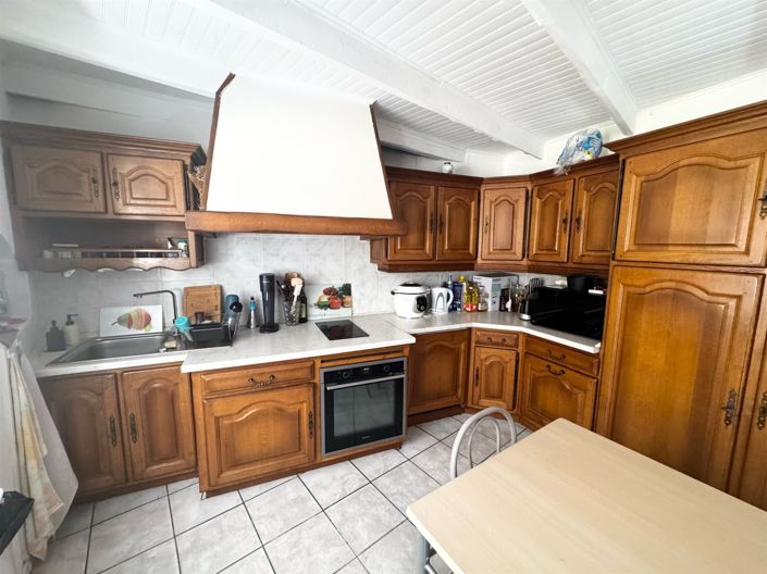 Image No.7-3 Bed House for sale