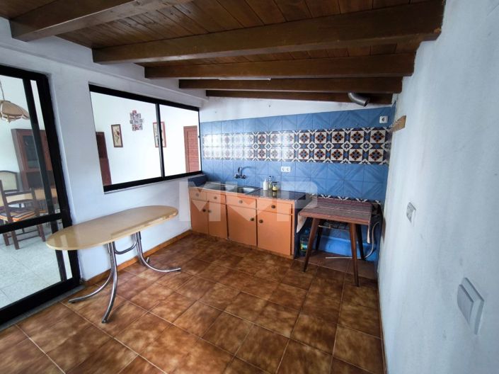 Image No.31-6 Bed House for sale