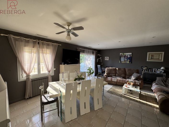 Image No.10-4 Bed House for sale