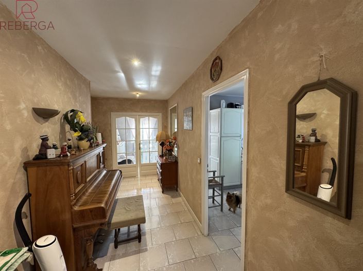Image No.4-4 Bed House for sale