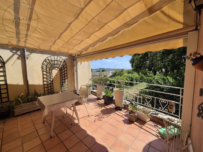 Image No.24-4 Bed House for sale