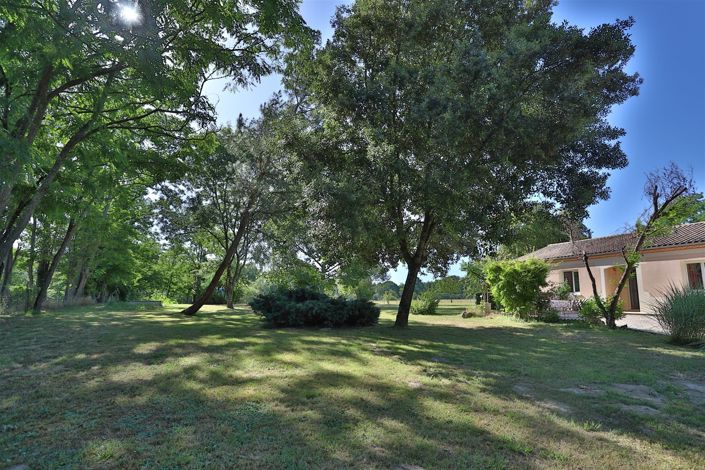 Image No.17-5 Bed House for sale