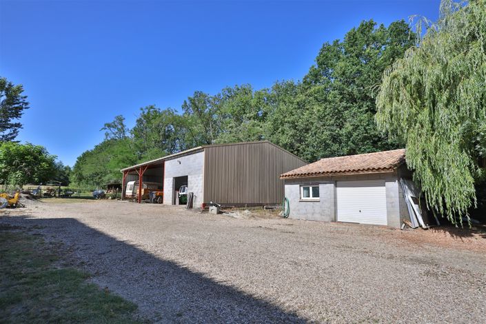 Image No.20-5 Bed House for sale