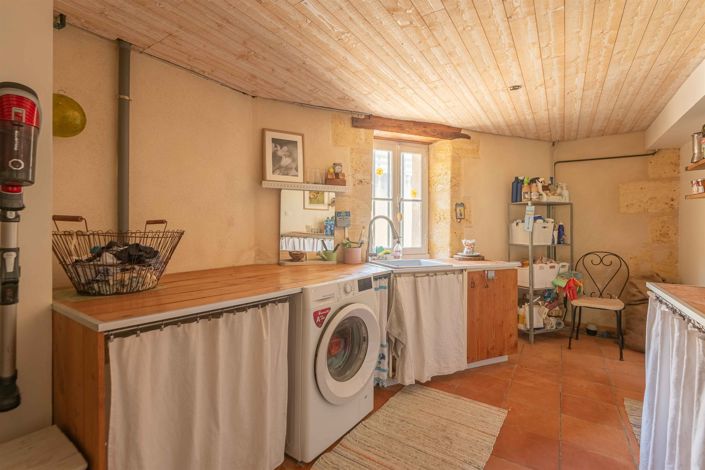 Image No.13-4 Bed House for sale