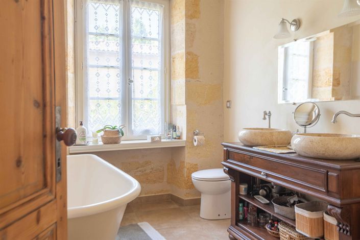 Image No.15-4 Bed House for sale