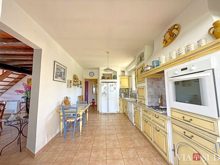 Image No.12-4 Bed House for sale