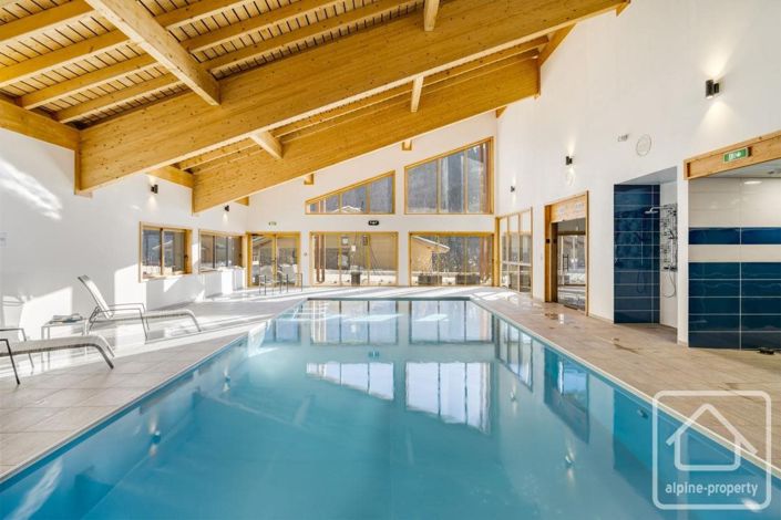 Image No.59-6 Bed Property for sale