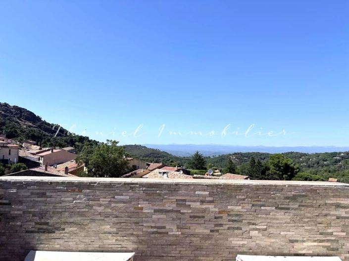 Image No.9-5 Bed House for sale