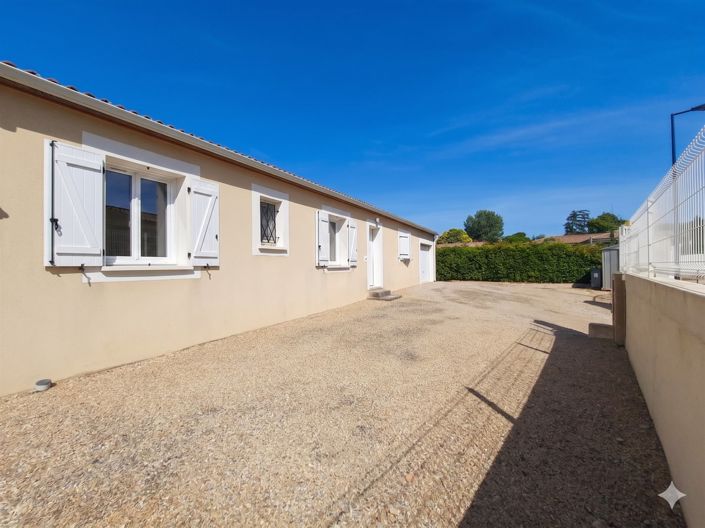 Image No.13-4 Bed House for sale