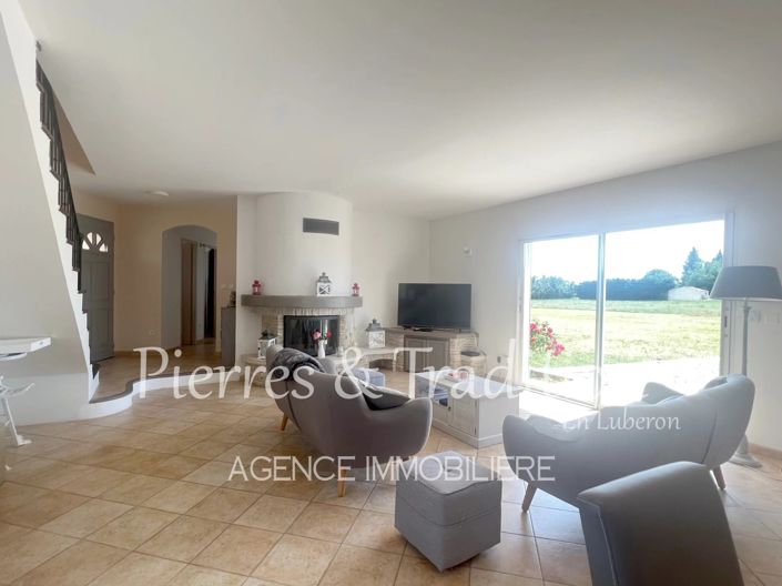 Image No.3-4 Bed House for sale