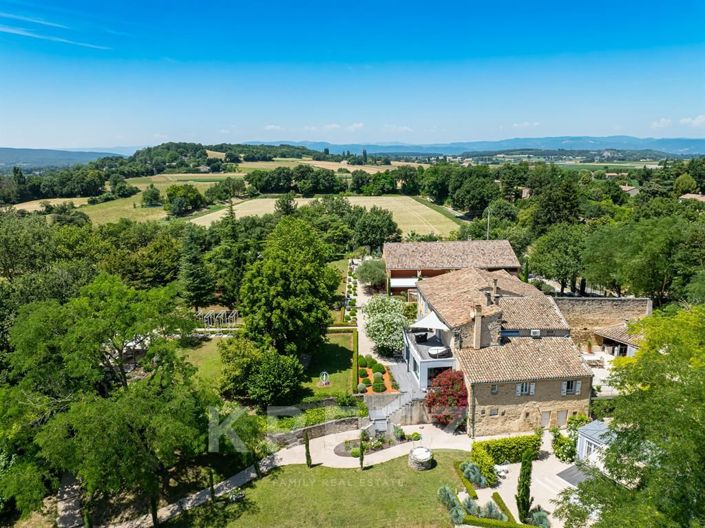 Image No.6-8 Bed House for sale