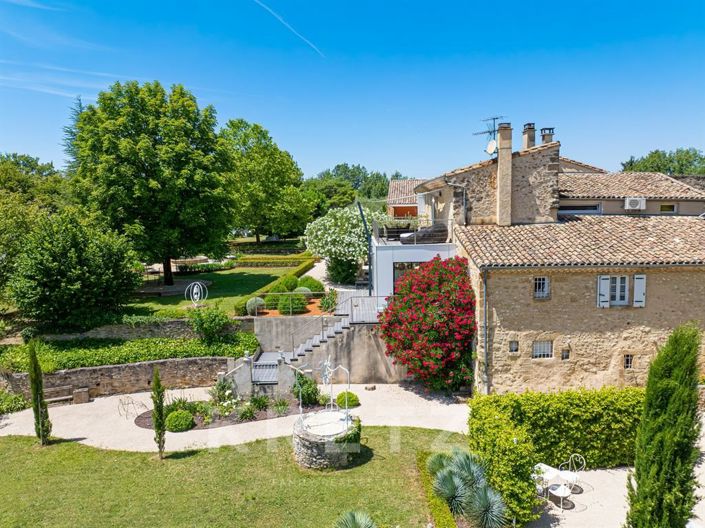 Image No.7-8 Bed House for sale