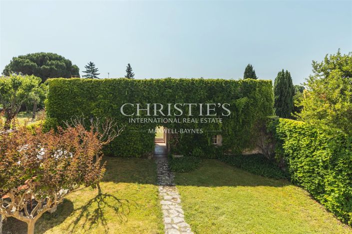Image No.18-5 Bed House for sale