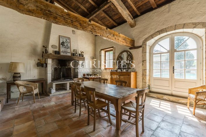 Image No.19-5 Bed House for sale