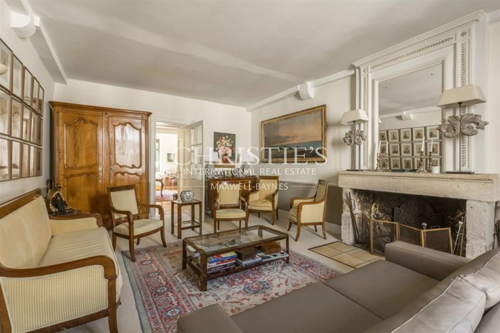 Image No.2-5 Bed House for sale