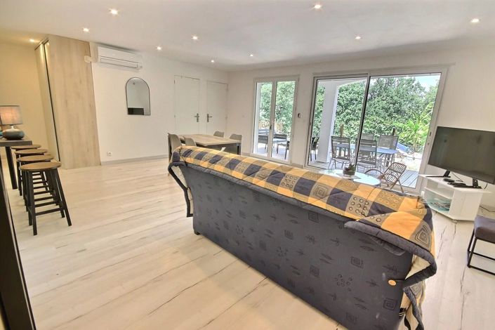 Image No.11-4 Bed House for sale