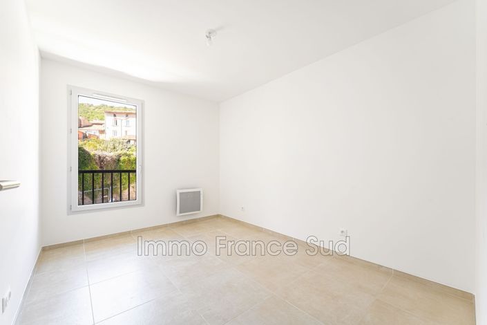 Image No.13-4 Bed Apartment for sale