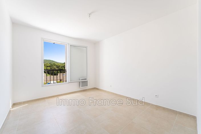Image No.7-4 Bed Apartment for sale