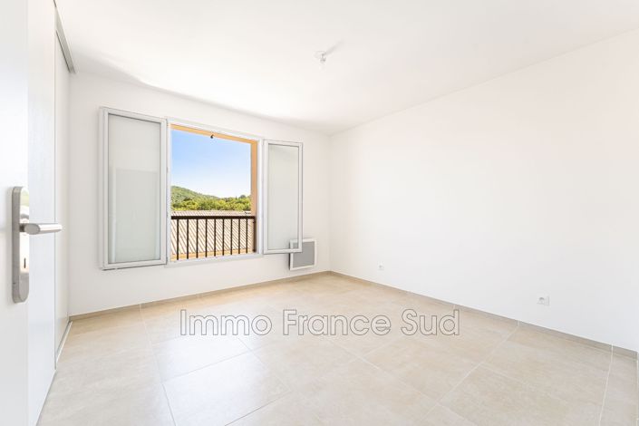 Image No.9-4 Bed Apartment for sale