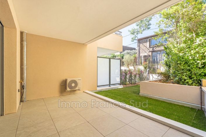 Image No.7-3 Bed Apartment for sale