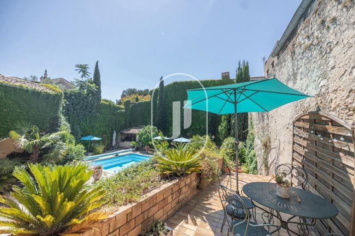 Image No.35-10 Bed House for sale