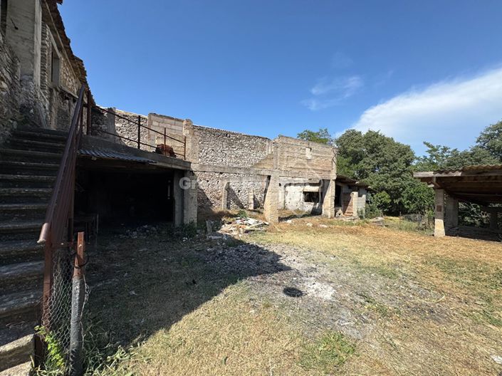 Image No.15-3 Bed House for sale