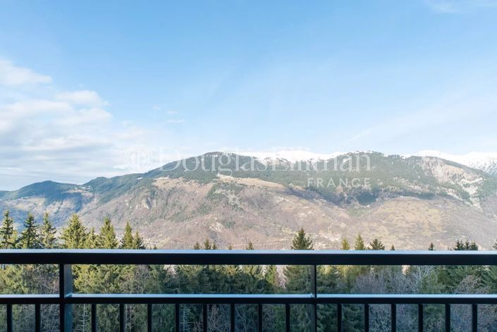 Image No.17-5 Bed Apartment for sale