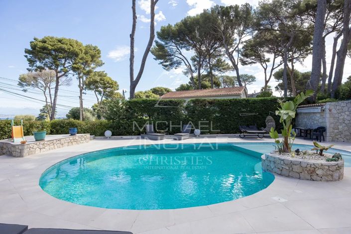 Image No.11-4 Bed House for sale