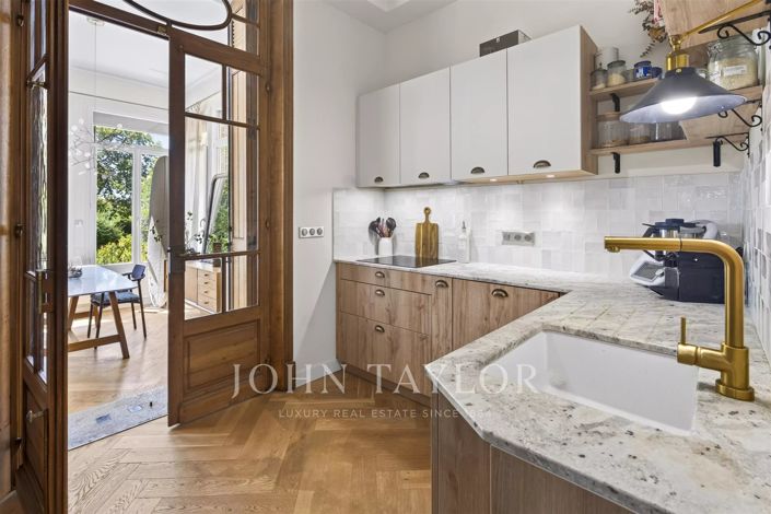 Image No.12-2 Bed Apartment for sale