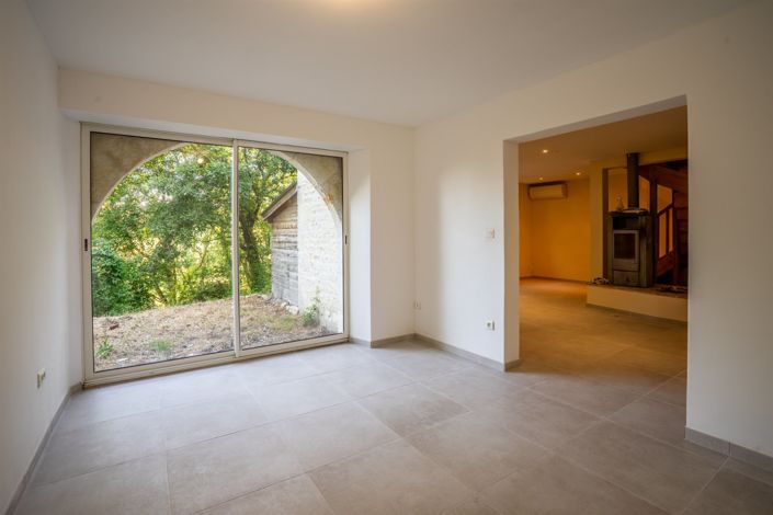 Image No.13-3 Bed House for sale