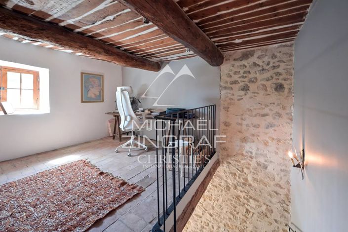Image No.14-9 Bed House for sale