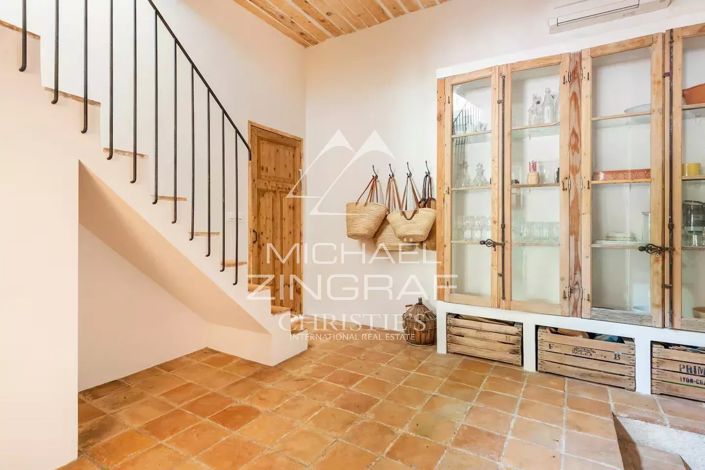 Image No.15-9 Bed House for sale