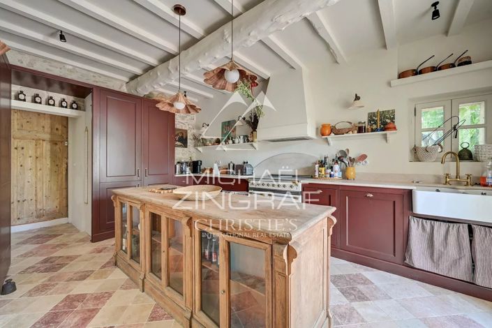 Image No.26-9 Bed House for sale