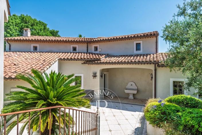 Image No.20-5 Bed House for sale